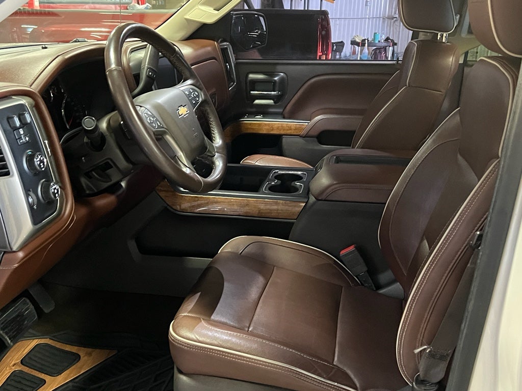 2015 Chevrolet Silverado High Country