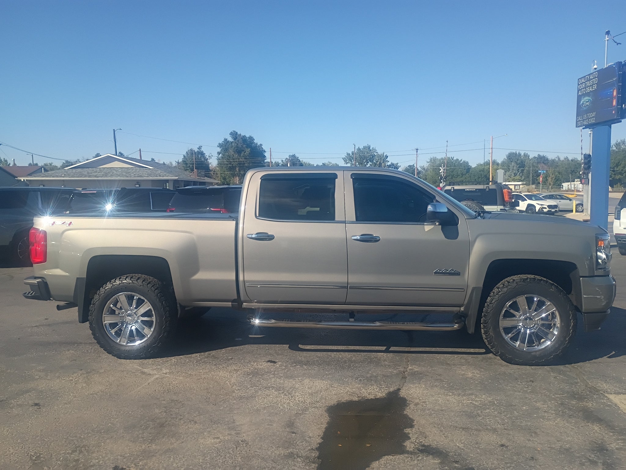 2017 Chevrolet Silverado High Country