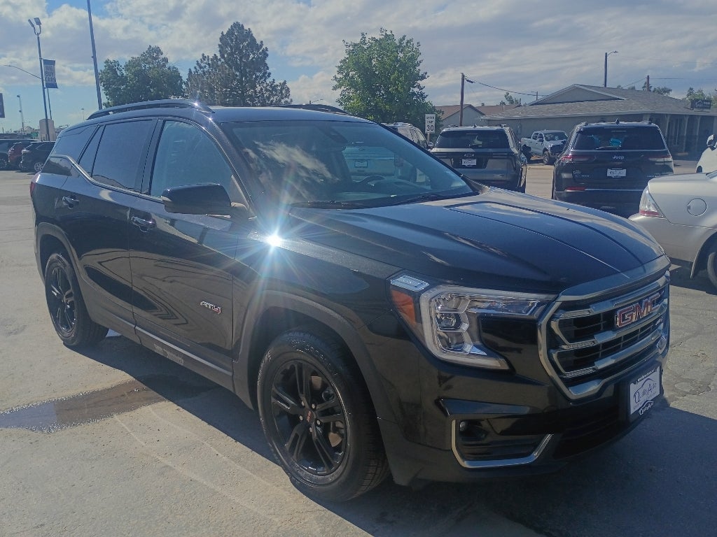 2023 GMC Terrain AT4