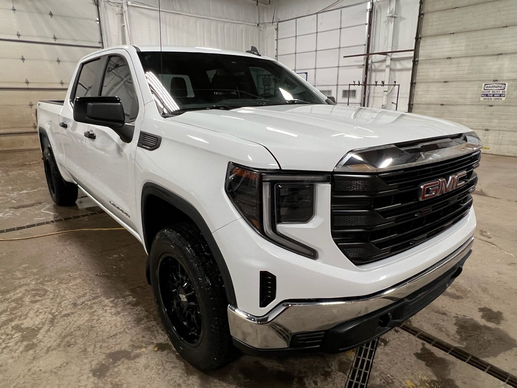 2022 GMC Sierra Pro
