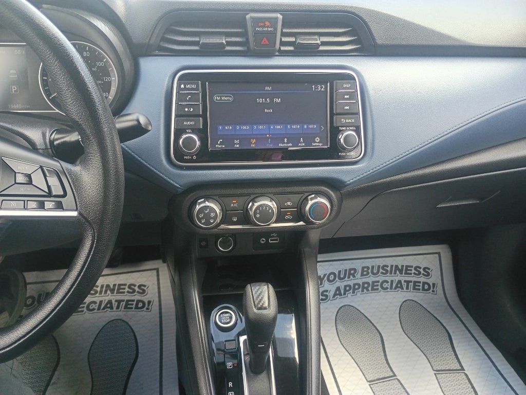 2025 Nissan Versa SV