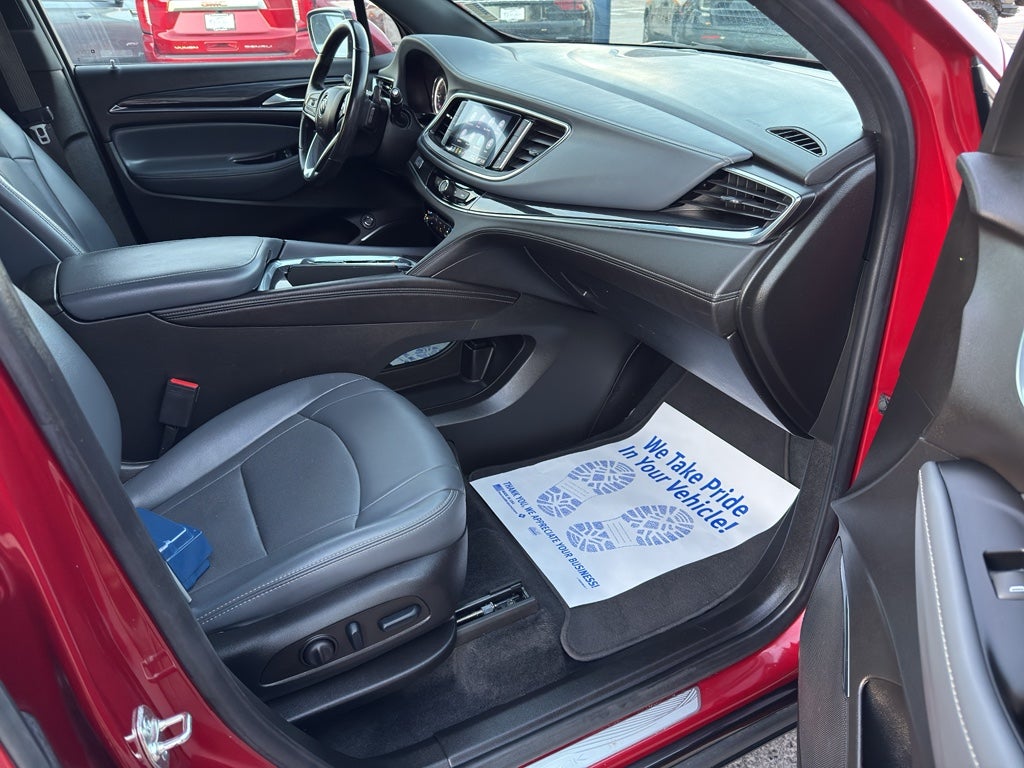 2024 Buick Enclave Essence