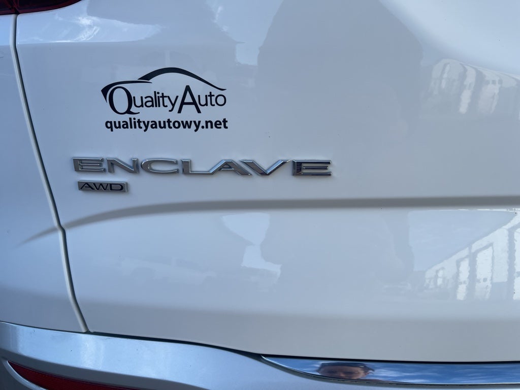 2023 Buick Enclave Essence