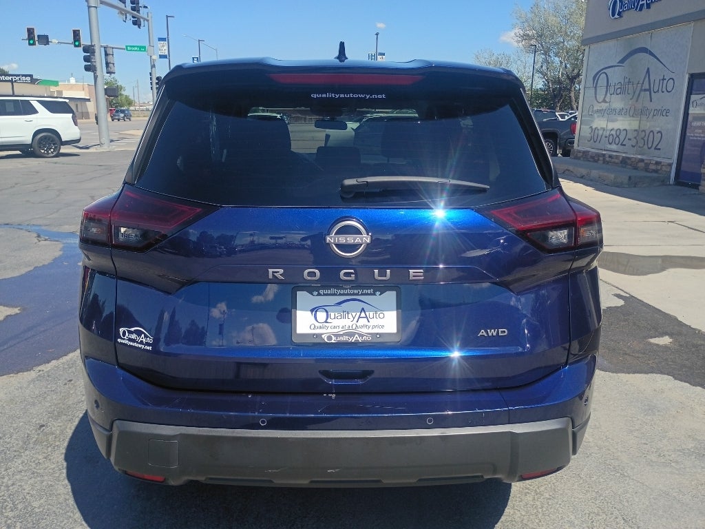 2025 Nissan Rogue SV