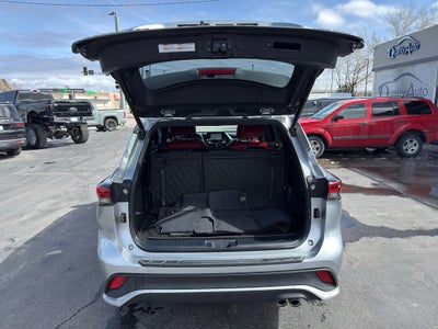 2023 Toyota Highlander XSE