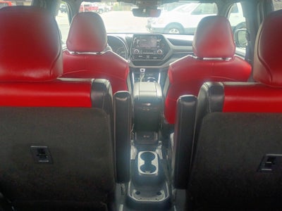 2022 Toyota Highlander XSE