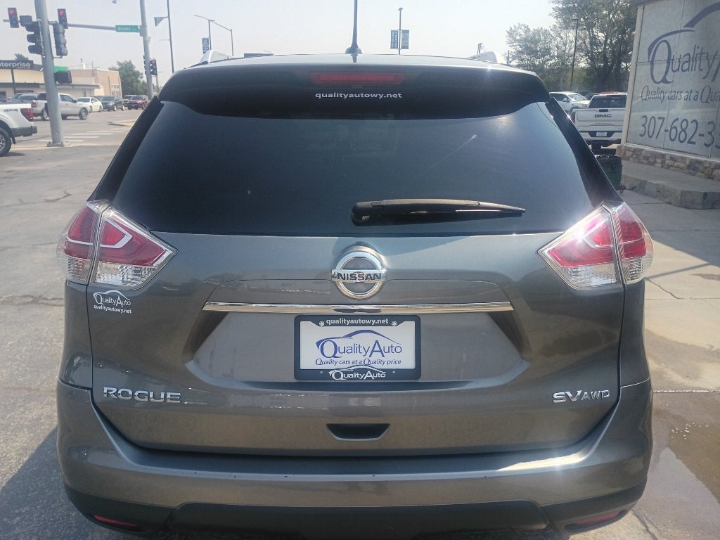 2016 Nissan Rogue SV