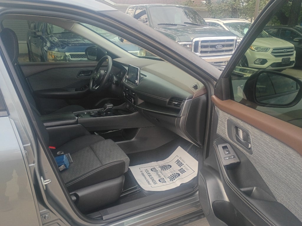 2021 Nissan Rogue S