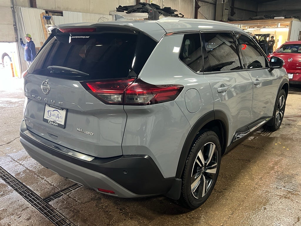 2021 Nissan Rogue SL