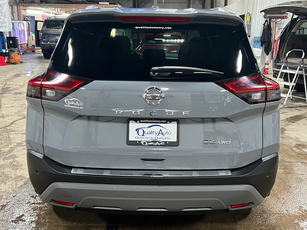 2021 Nissan Rogue SL