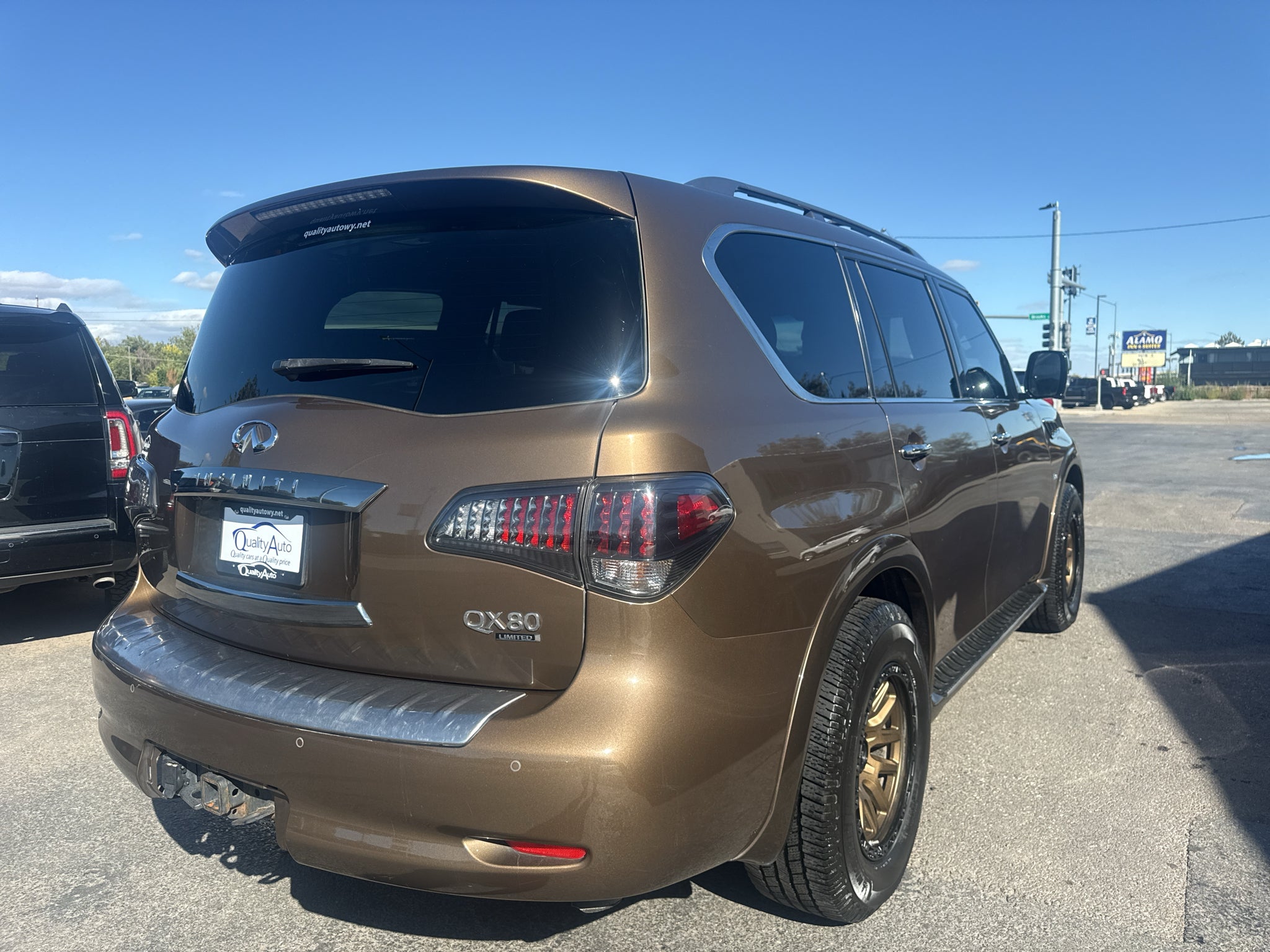 2016 INFINITI QX80 Limited