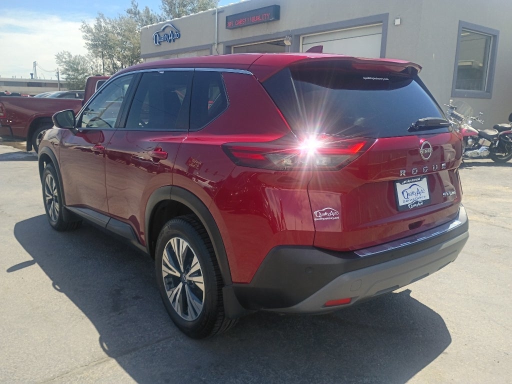 2022 Nissan Rogue SV