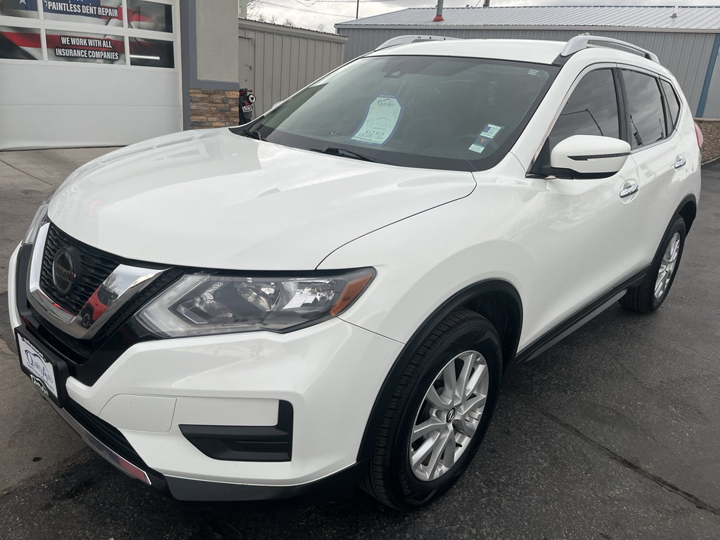 2020 Nissan Rogue SV