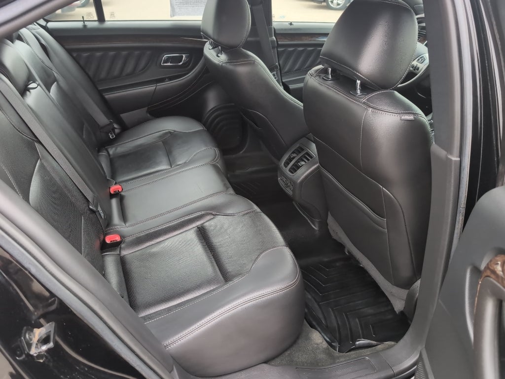 2016 Ford Taurus Limited