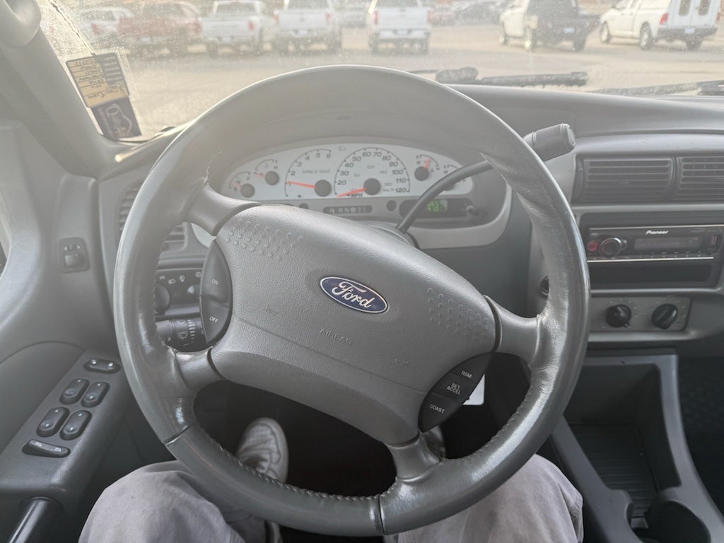 2004 Ford Explorer Sport Trac SPORT TRAC XLT