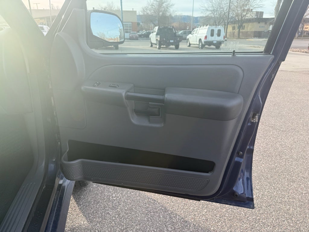 2004 Ford Explorer Sport Trac SPORT TRAC XLT