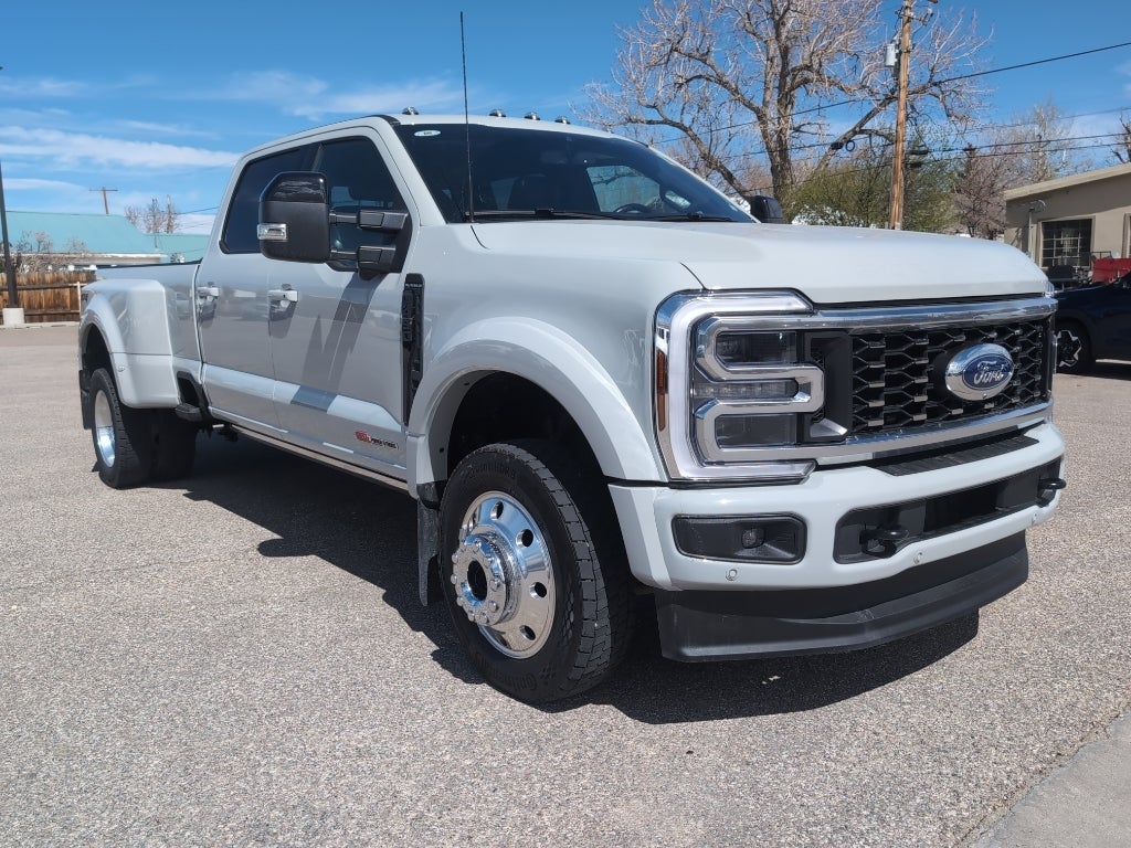 2025 Ford F-450 Platinum