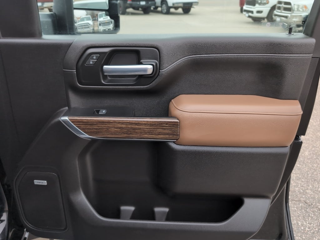 2023 Chevrolet Silverado High Country