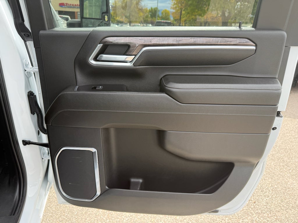 2024 Chevrolet Silverado LTZ