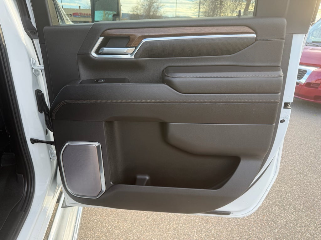 2024 Chevrolet Silverado High Country