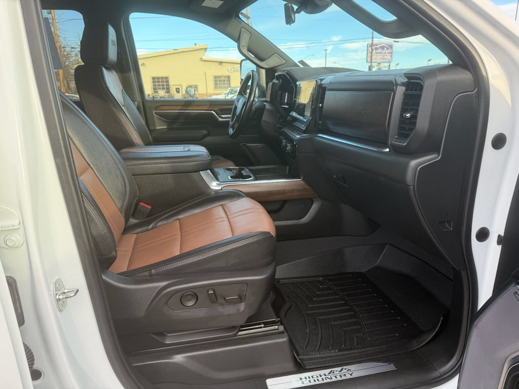 2024 Chevrolet Silverado High Country