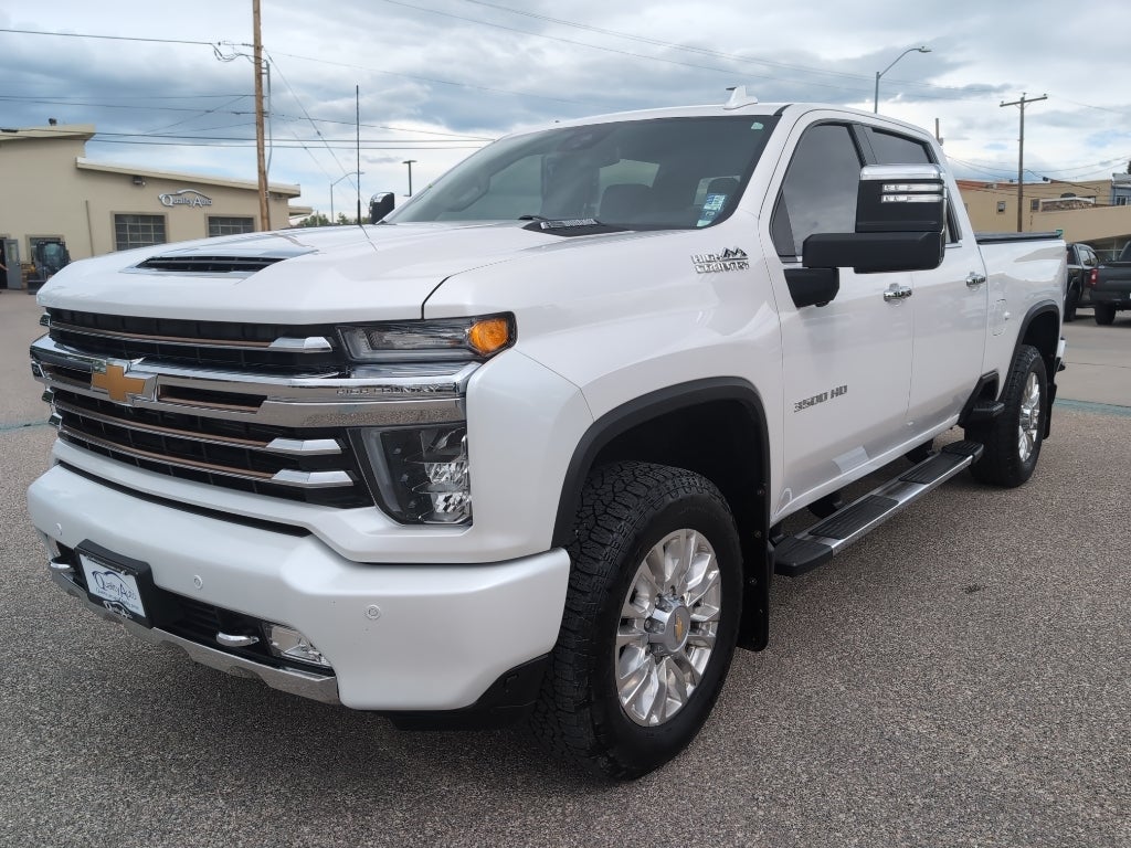 2023 Chevrolet Silverado High Country