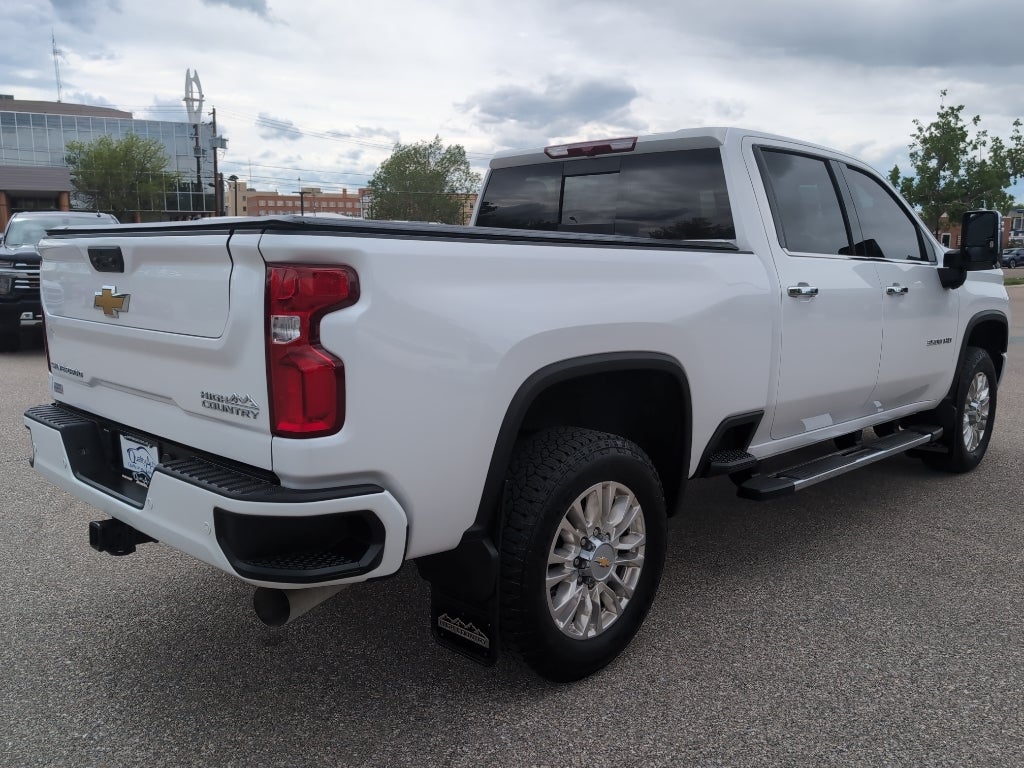 2023 Chevrolet Silverado High Country