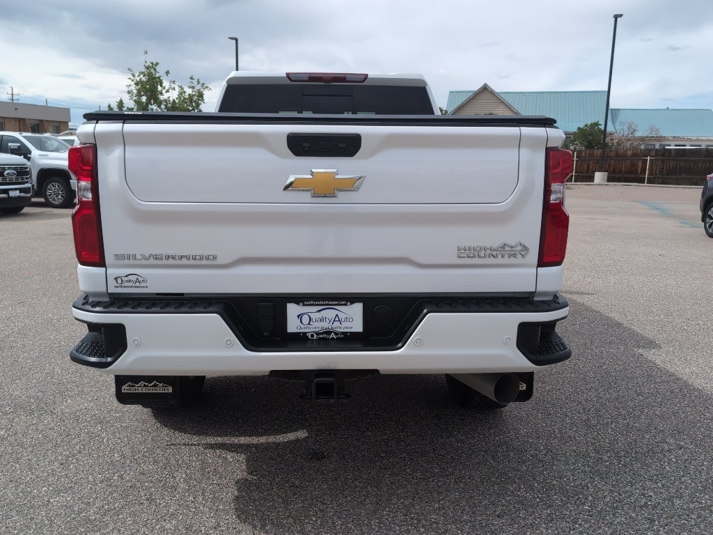 2023 Chevrolet Silverado High Country
