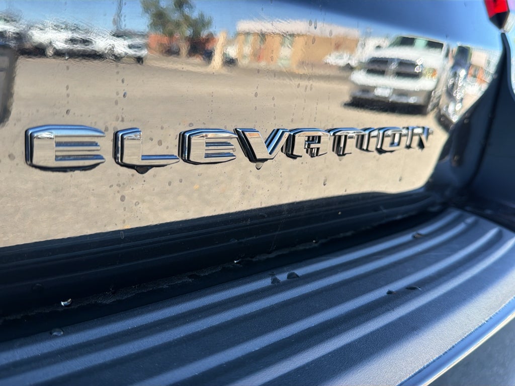 2025 GMC Yukon XL Elevation
