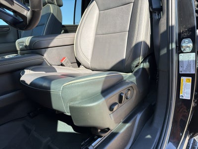 2025 GMC Yukon XL Elevation