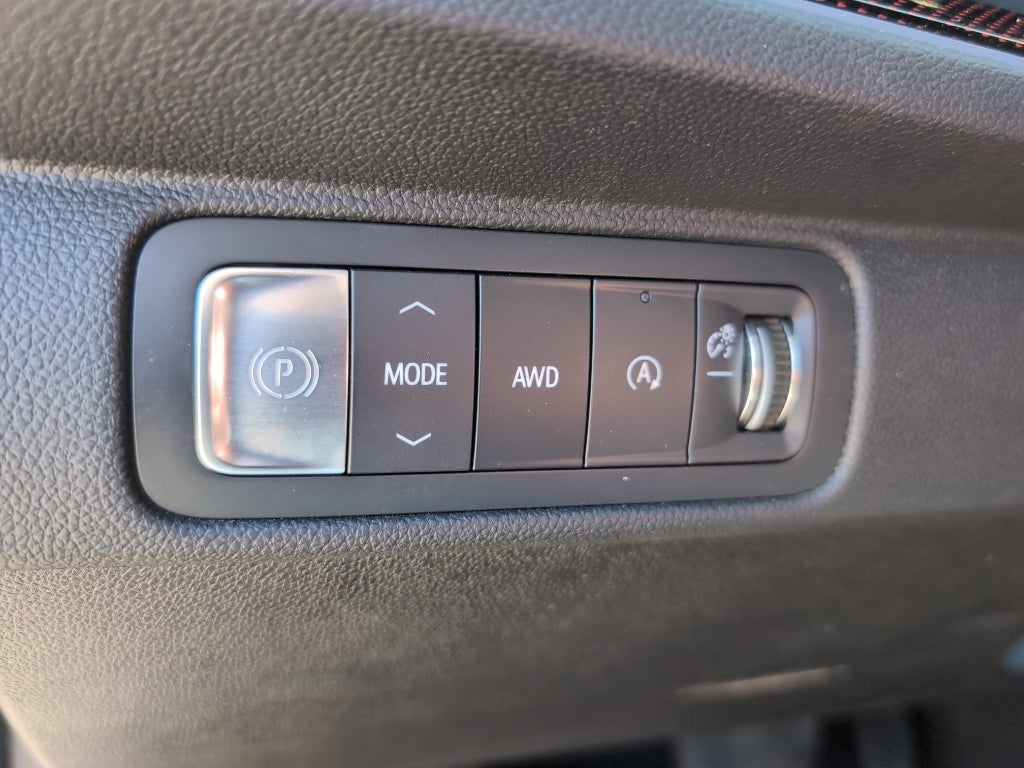 2025 Chevrolet Traverse RS