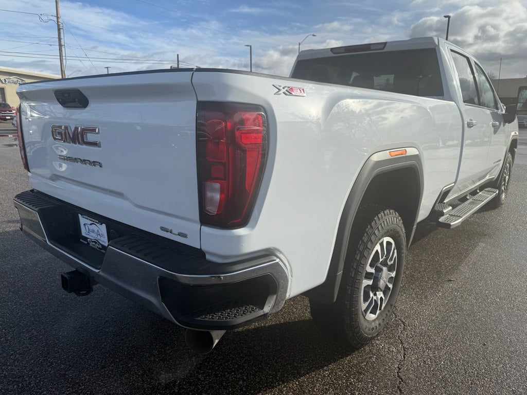 2023 GMC Sierra SLE