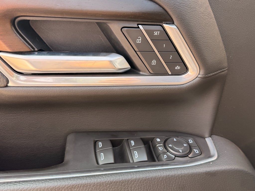 2025 GMC Sierra Denali