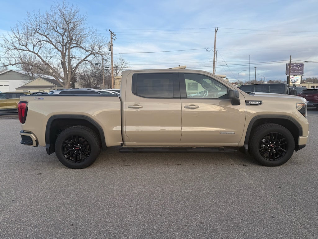 2023 GMC Sierra Elevation