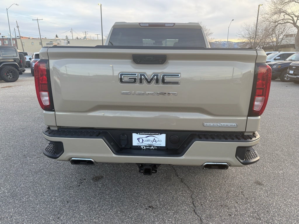 2023 GMC Sierra Elevation