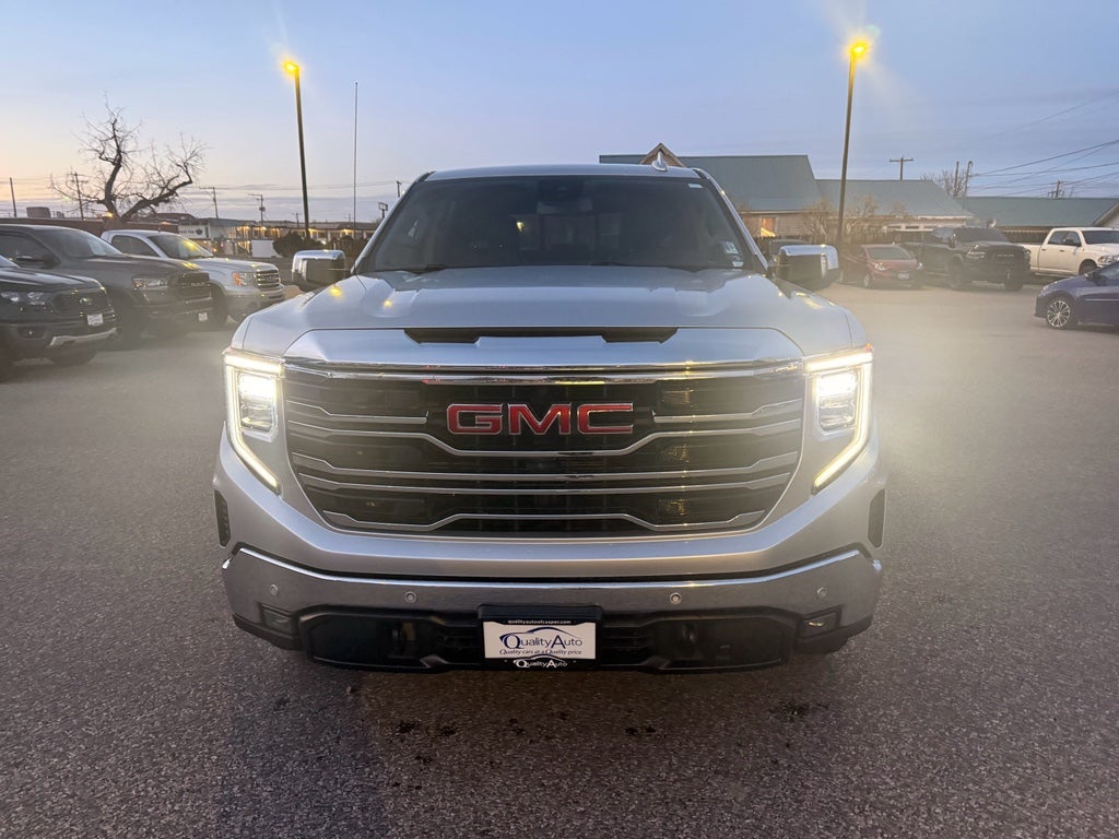 2022 GMC Sierra SLT
