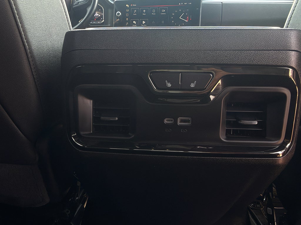 2024 GMC Sierra AT4