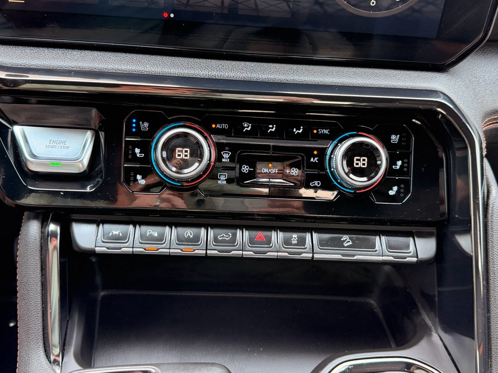 2024 GMC Sierra AT4