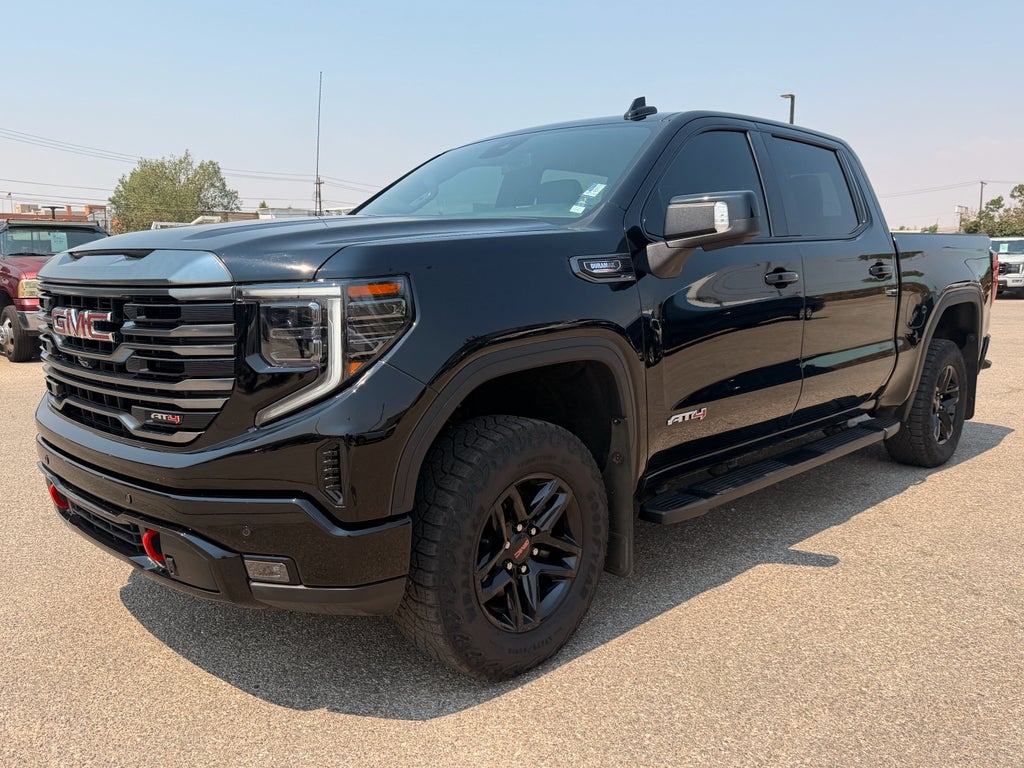 2024 GMC Sierra AT4