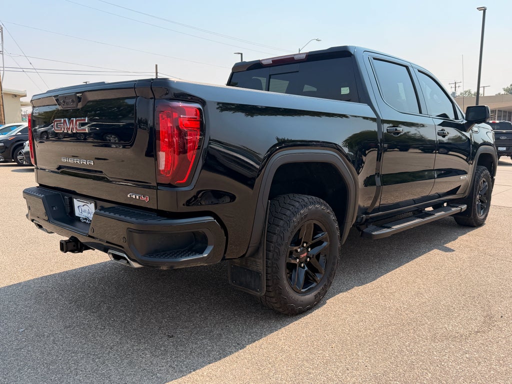 2024 GMC Sierra AT4