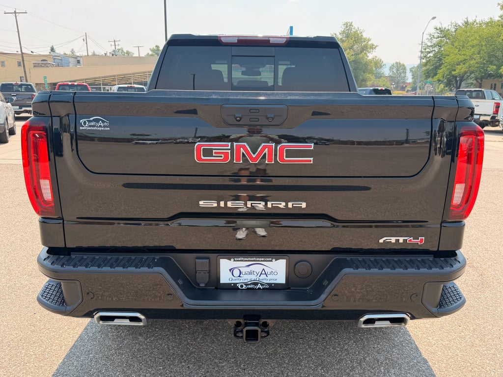 2024 GMC Sierra AT4