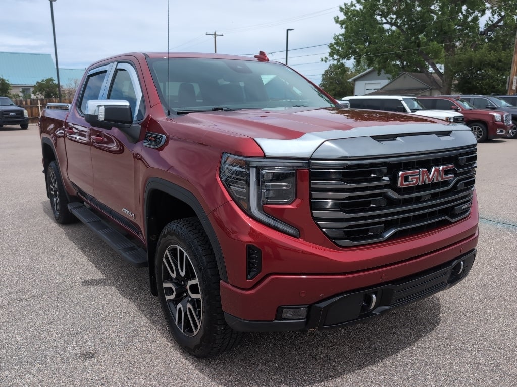 2023 GMC Sierra AT4