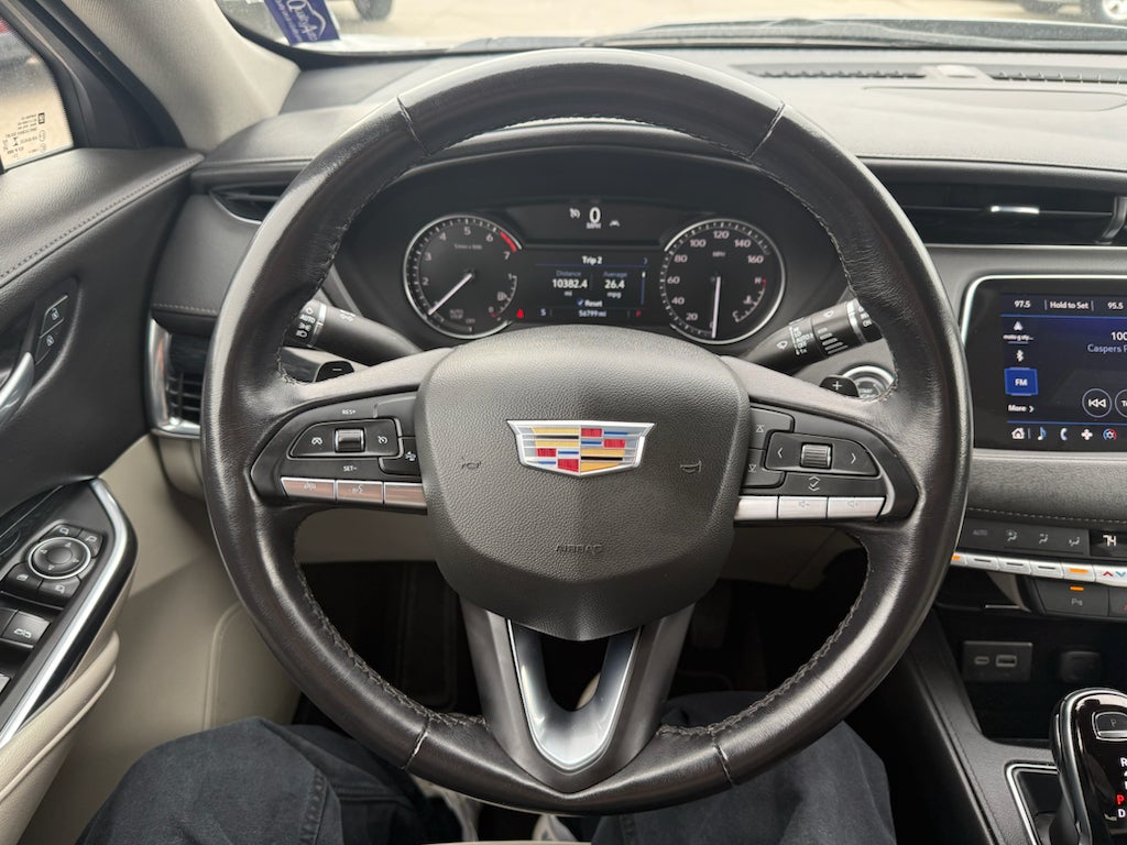 2023 Cadillac XT4 FWD Premium Luxury
