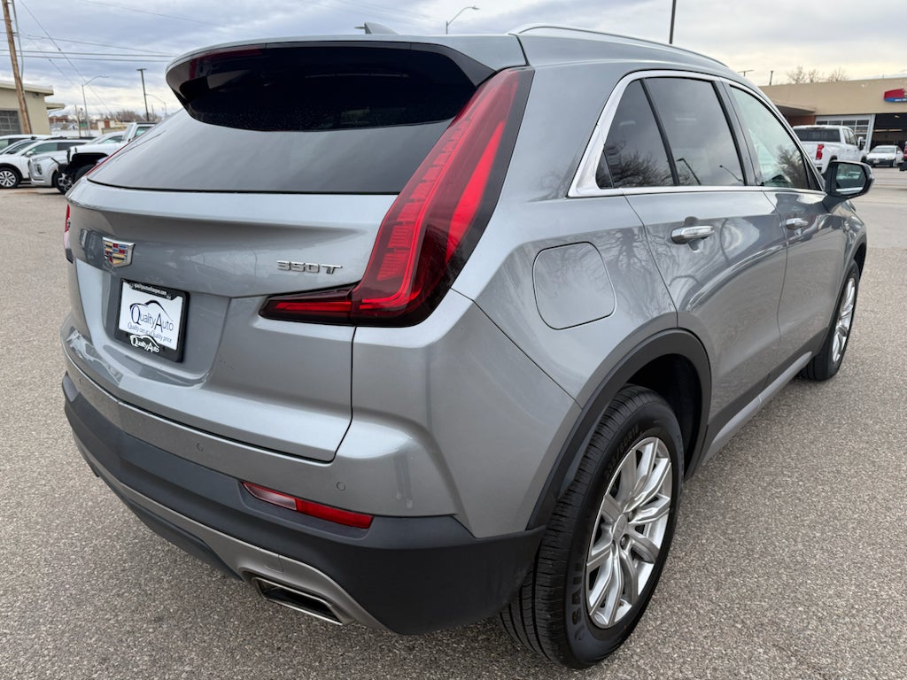 2023 Cadillac XT4 FWD Premium Luxury