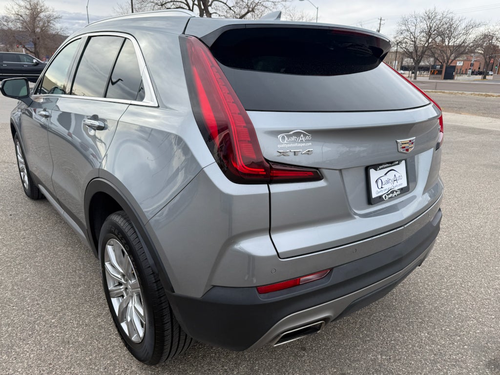 2023 Cadillac XT4 FWD Premium Luxury