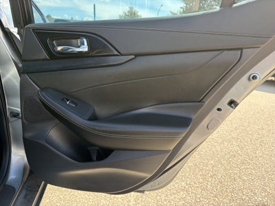 2022 Nissan Maxima Platinum