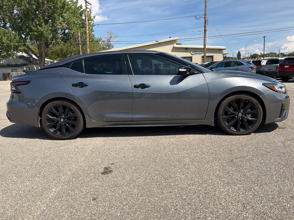 2022 Nissan Maxima Platinum