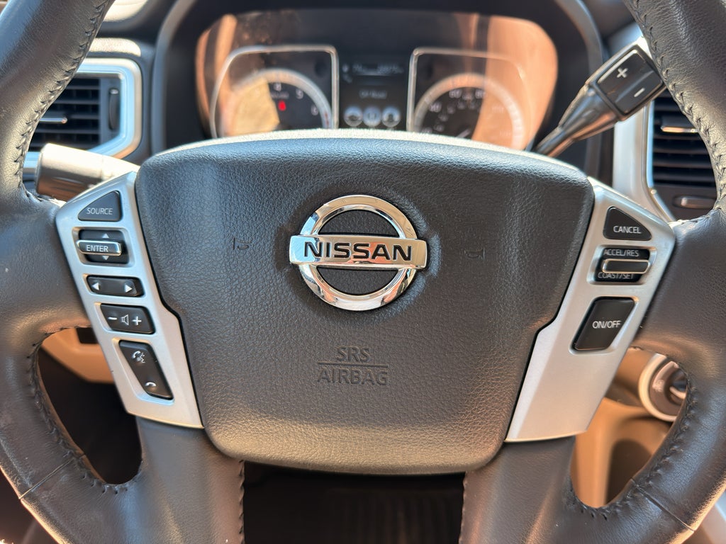 2017 Nissan Titan SV