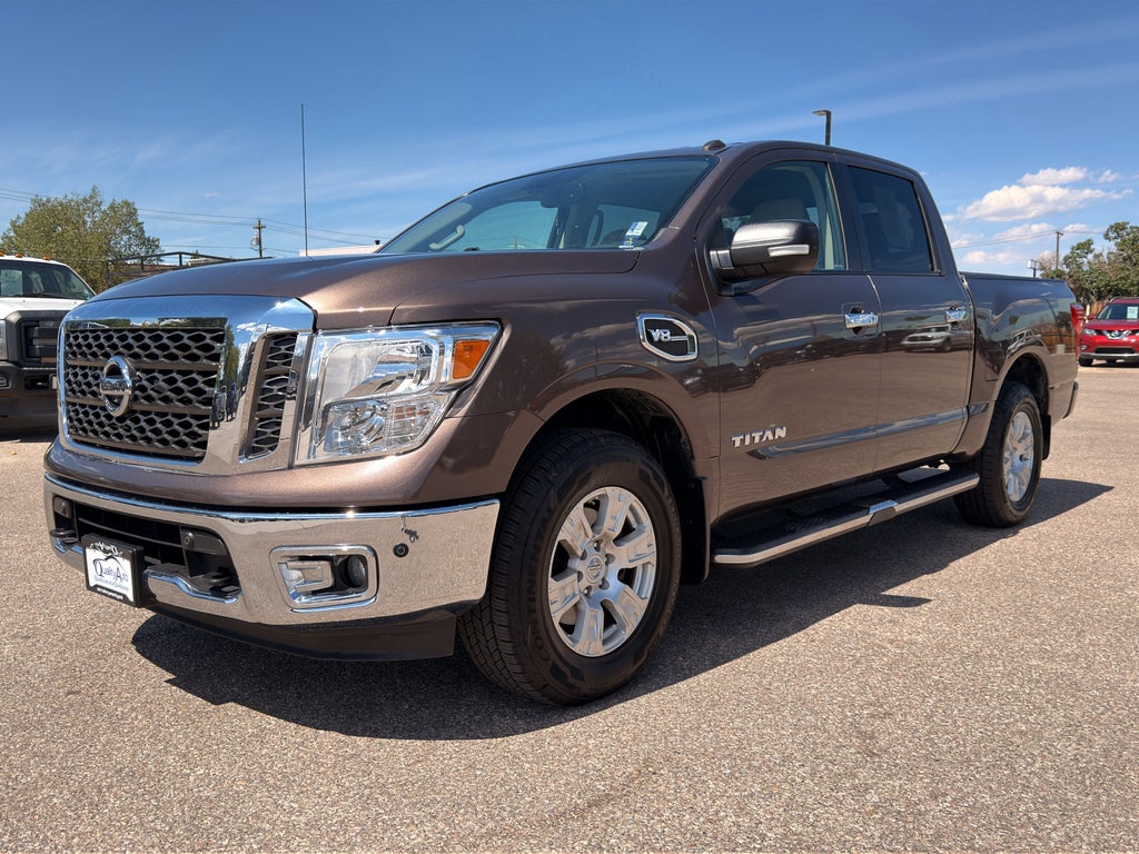 2017 Nissan Titan SV