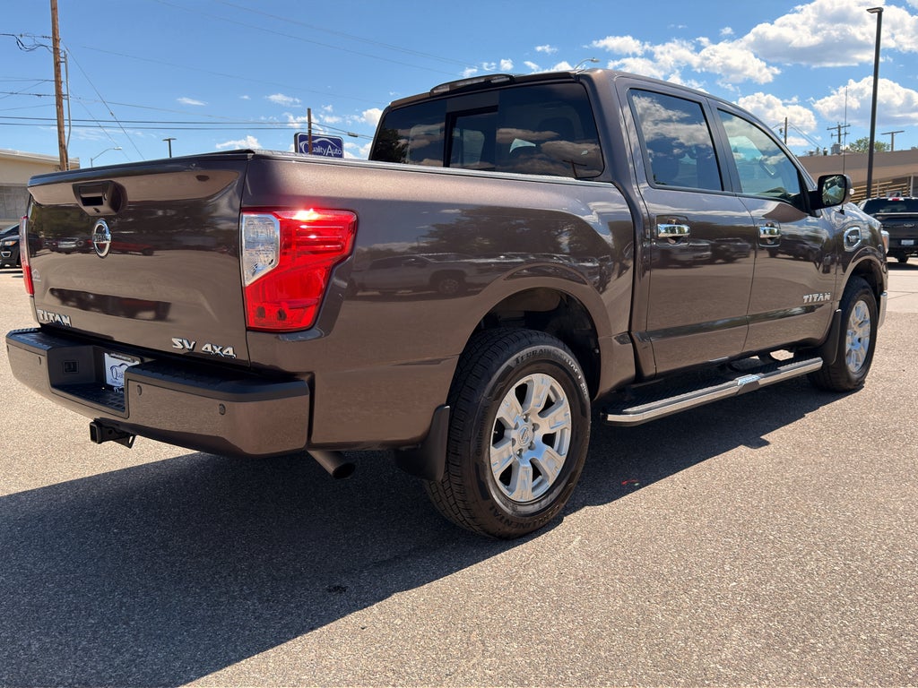 2017 Nissan Titan SV